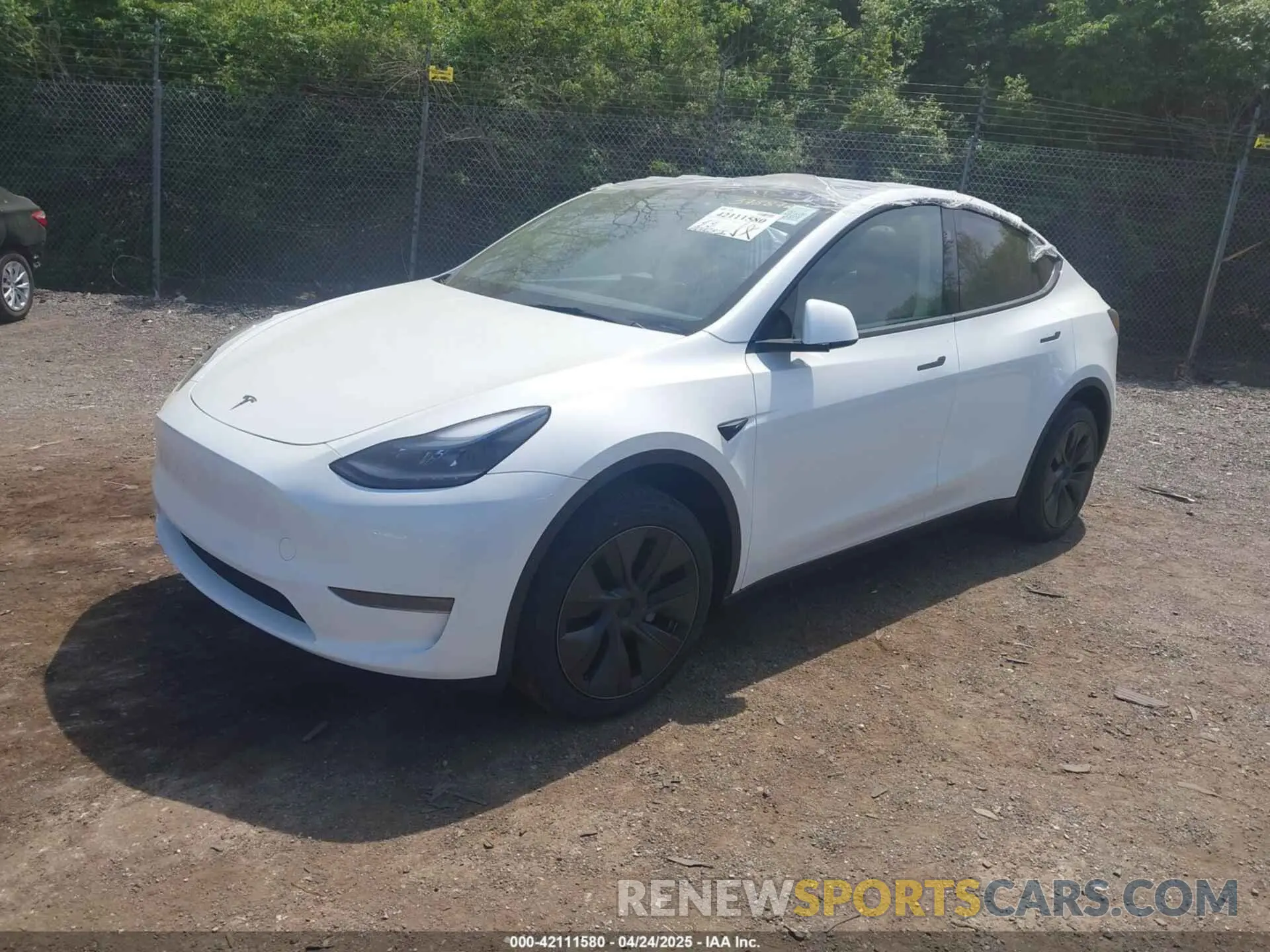 2 Фотография поврежденного автомобиля 7SAYGDED7SA378872 TESLA MODEL Y 2025