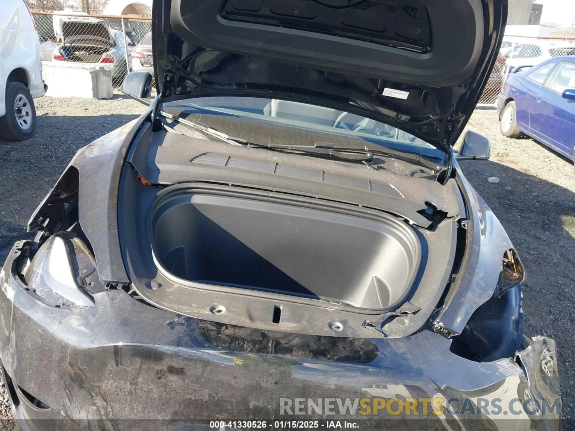10 Photograph of a damaged car 7SAYGDED7SF229722 TESLA MODEL Y 2025
