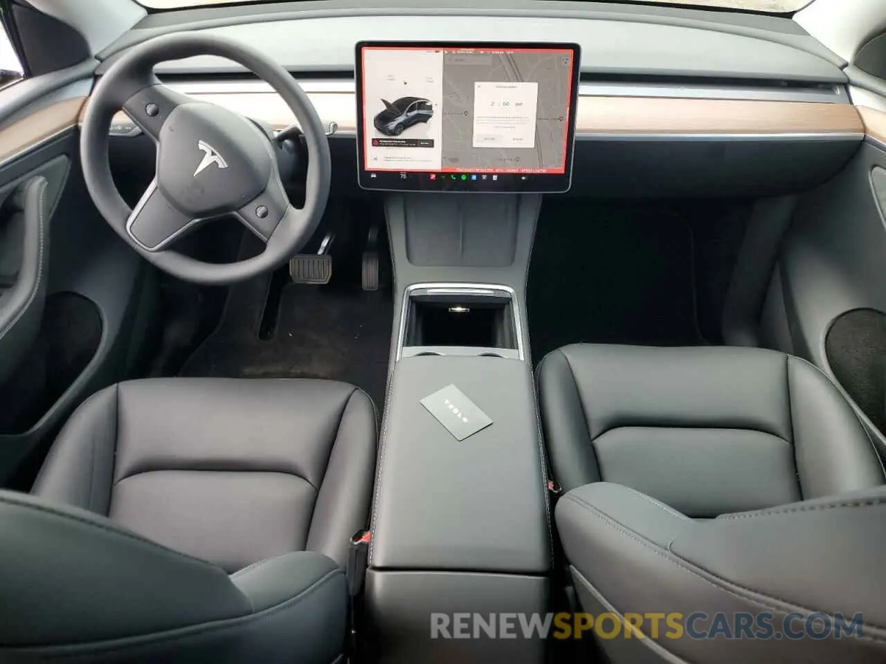 8 Photograph of a damaged car 7SAYGDED7SF320702 TESLA MODEL Y 2025