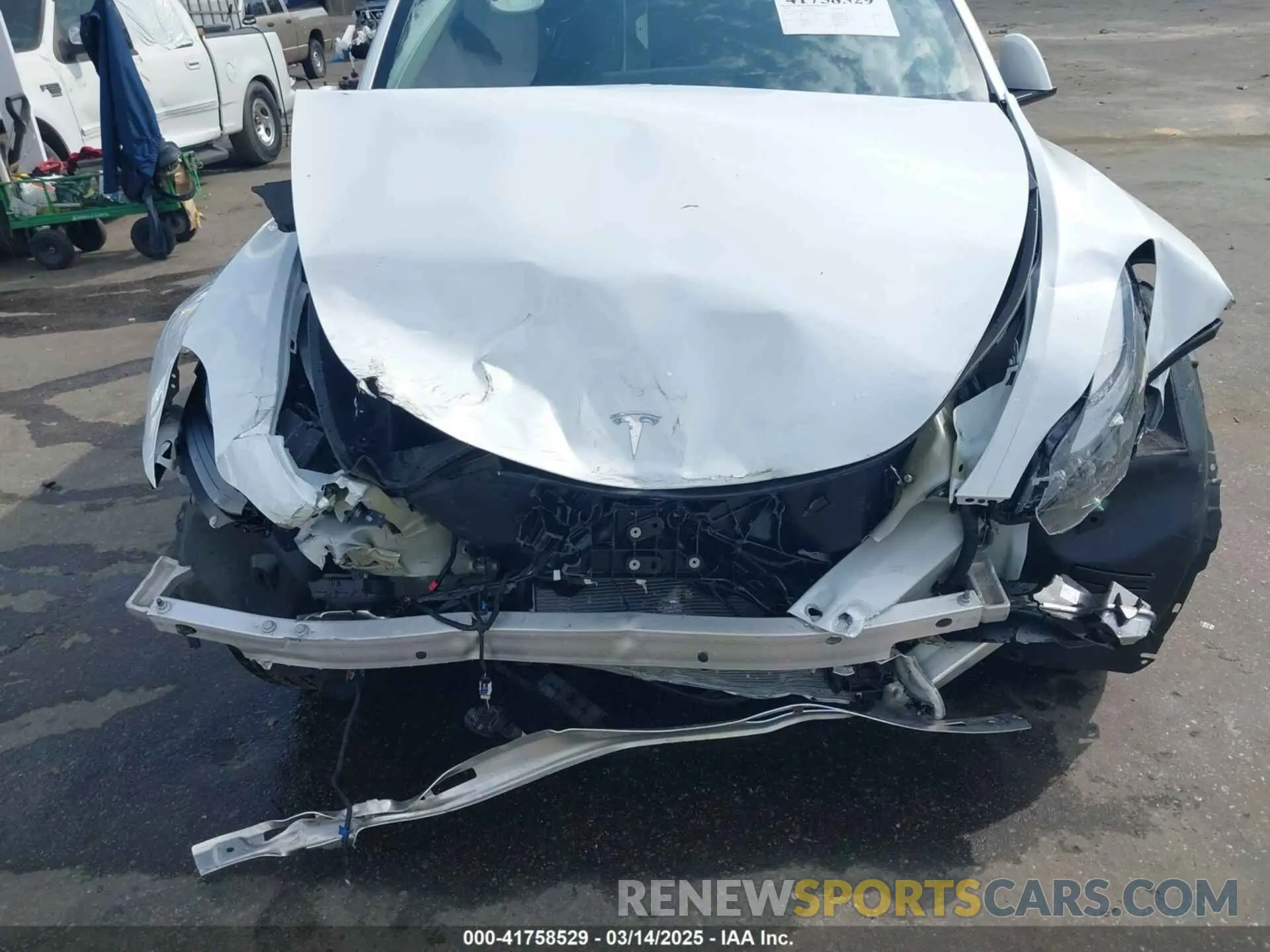 10 Фотография поврежденного автомобиля 7SAYGDED8SA365144 TESLA MODEL Y 2025