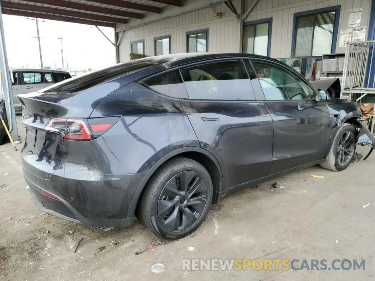3 Photograph of a damaged car 7SAYGDED8SF218700 TESLA MODEL Y 2025