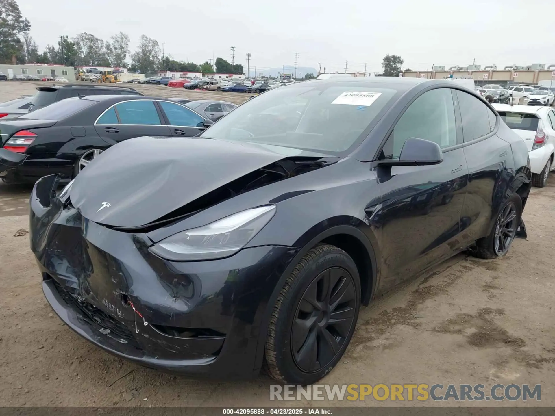 2 Photograph of a damaged car 7SAYGDED8SF259764 TESLA MODEL Y 2025