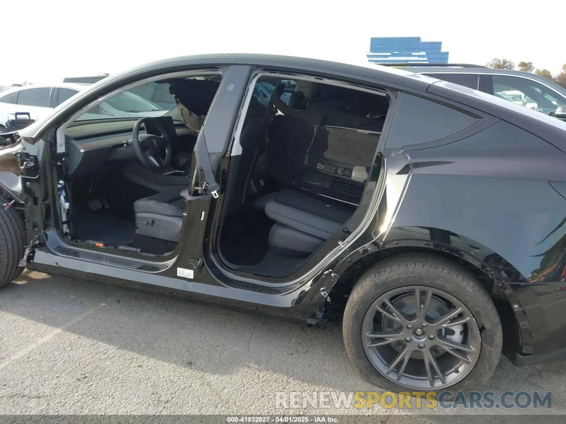 14 Фотография поврежденного автомобиля 7SAYGDED9SF304730 TESLA MODEL Y 2025