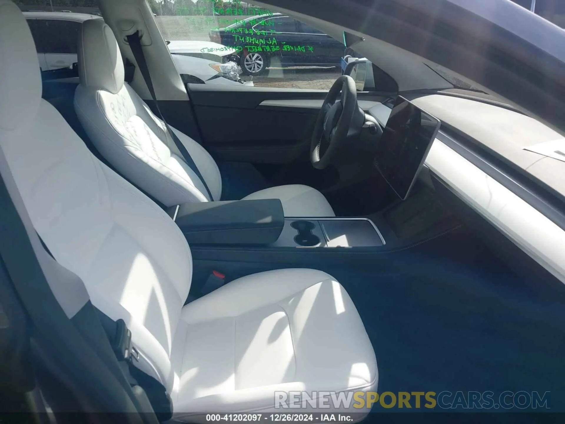 5 Photograph of a damaged car 7SAYGDEDXSF228628 TESLA MODEL Y 2025