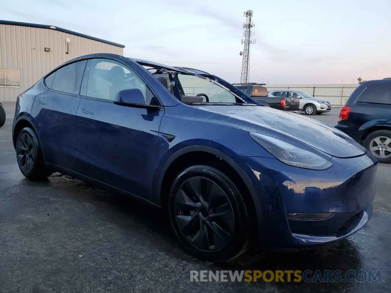 4 Photograph of a damaged car 7SAYGDEDXSF232808 TESLA MODEL Y 2025