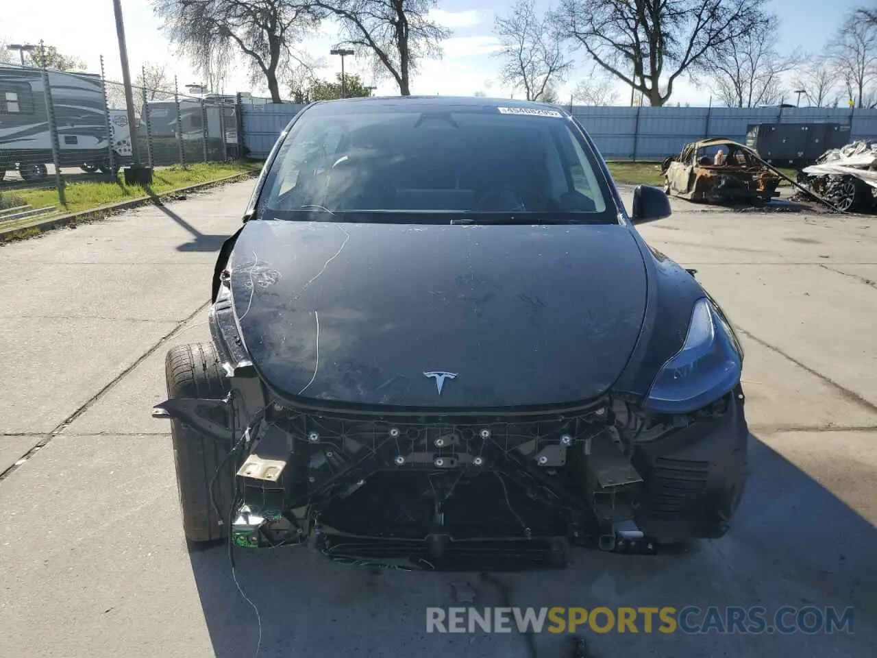 5 Photograph of a damaged car 7SAYGDEDXSF239628 TESLA MODEL Y 2025