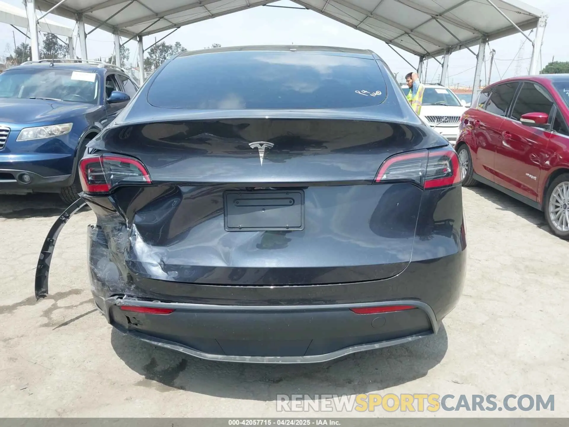 16 Фотография поврежденного автомобиля 7SAYGDEDXSF276422 TESLA MODEL Y 2025