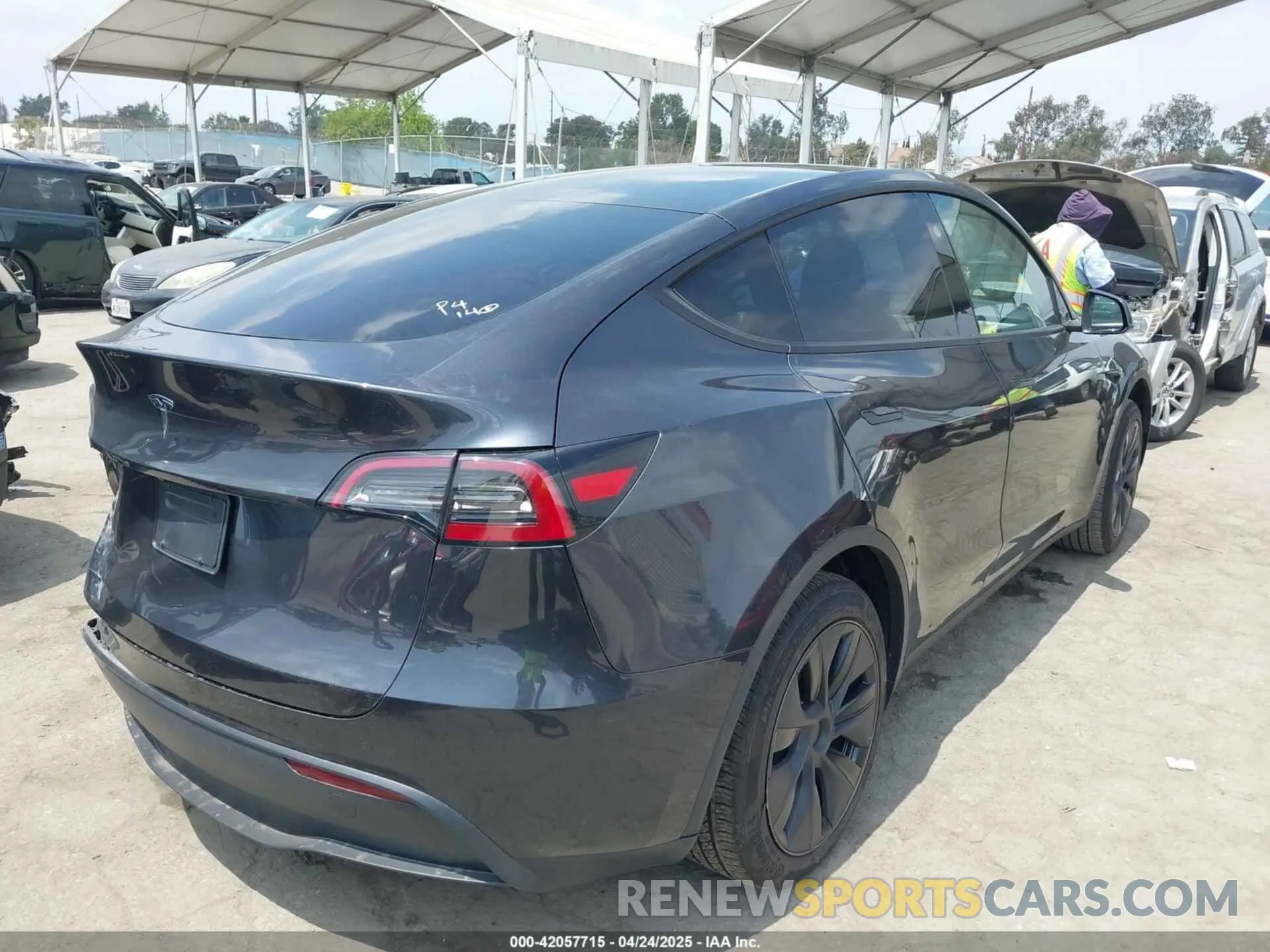 4 Фотография поврежденного автомобиля 7SAYGDEDXSF276422 TESLA MODEL Y 2025