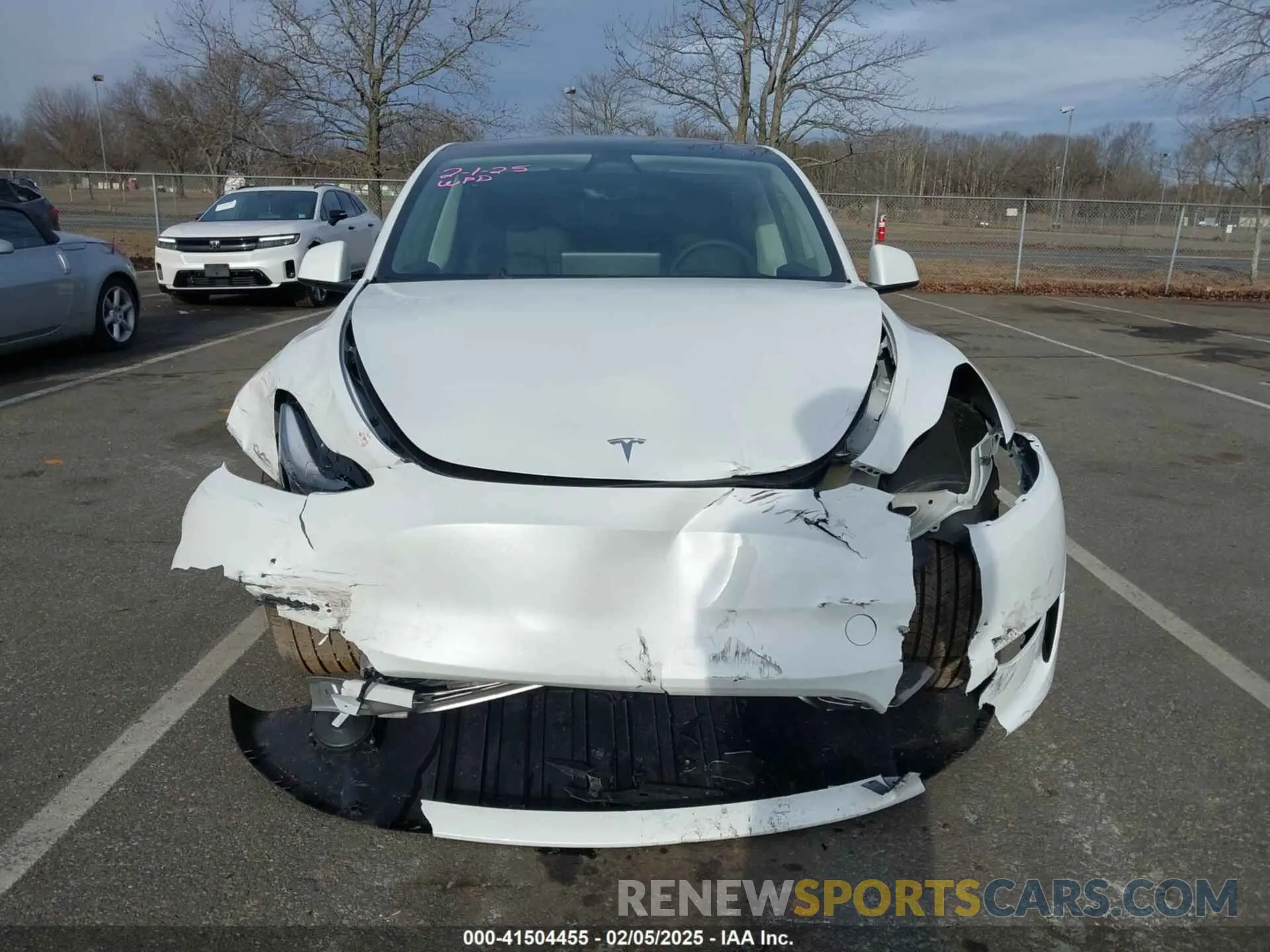 6 Photograph of a damaged car 7SAYGDEE1SA343429 TESLA MODEL Y 2025
