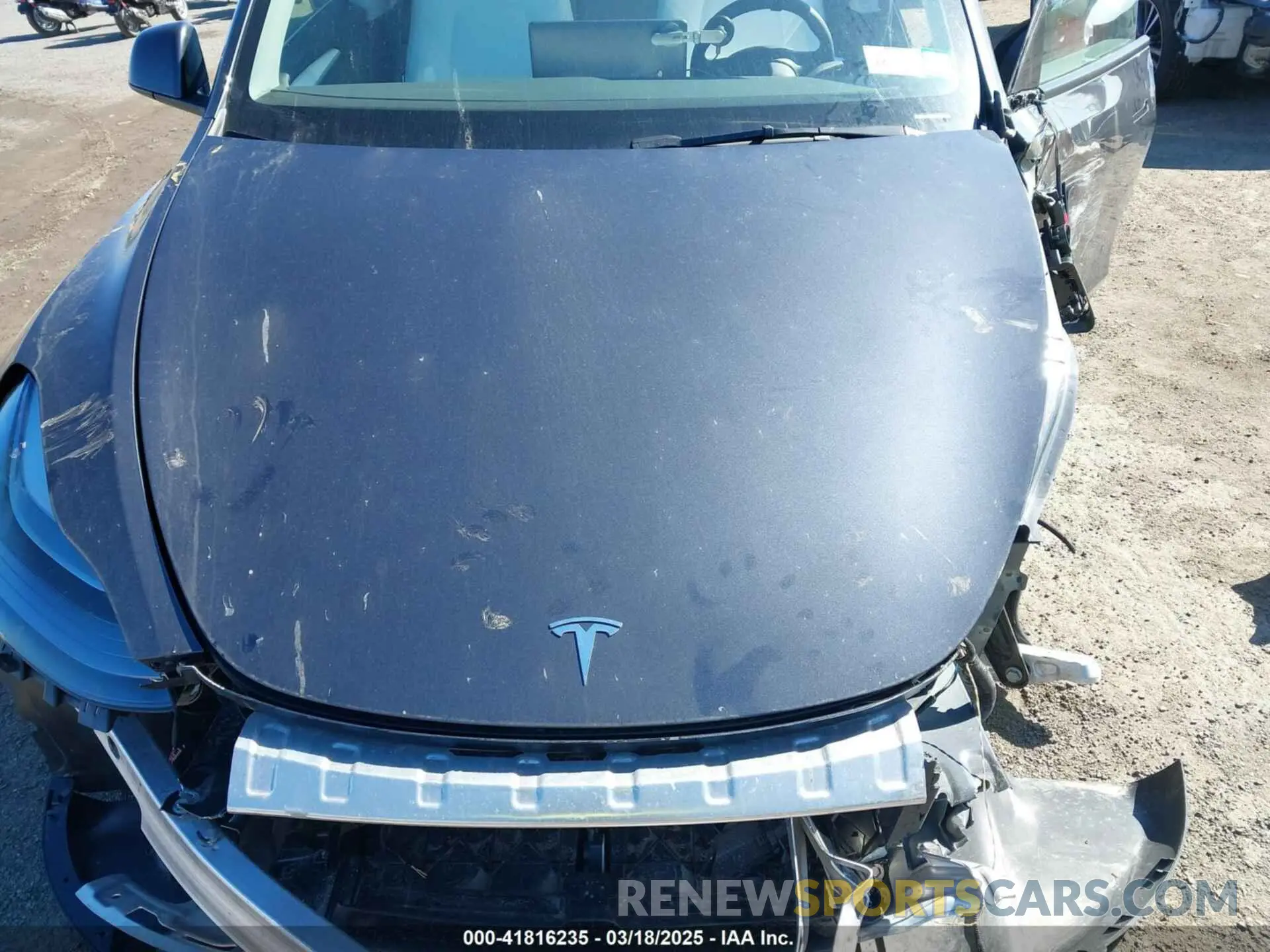10 Photograph of a damaged car 7SAYGDEE1SA351255 TESLA MODEL Y 2025