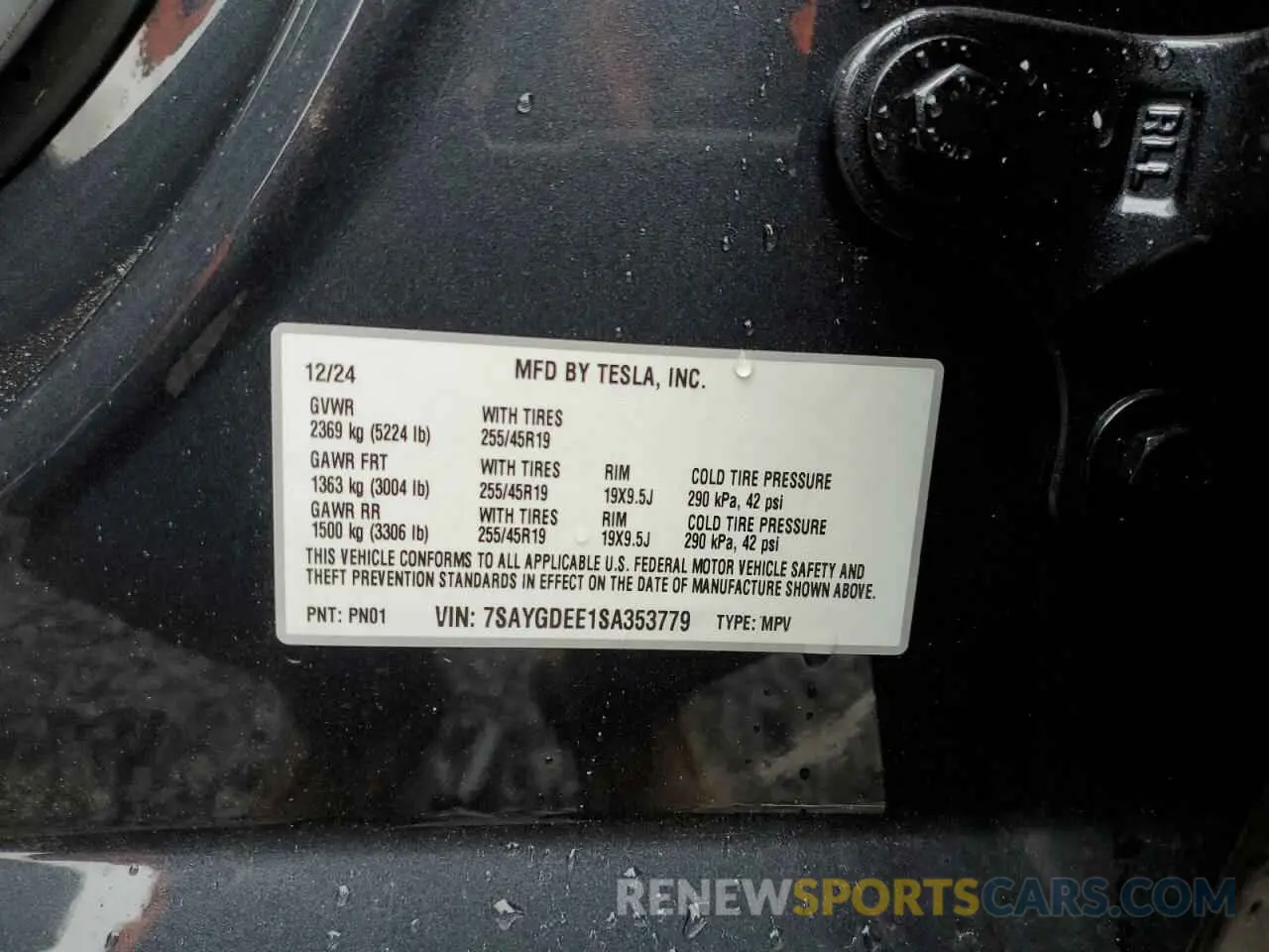 13 Photograph of a damaged car 7SAYGDEE1SA353779 TESLA MODEL Y 2025