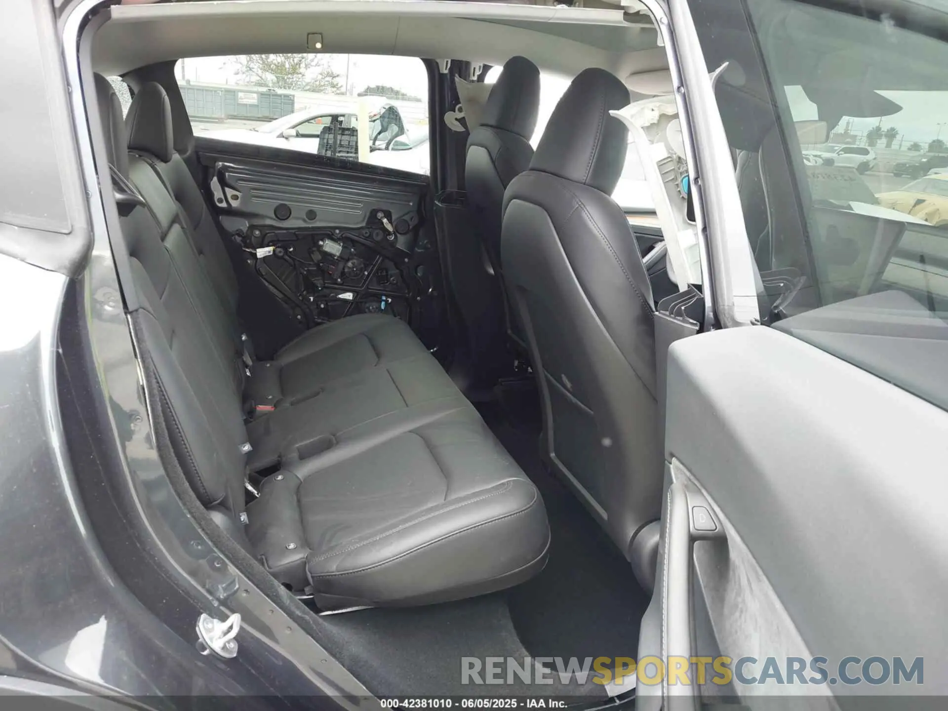 8 Фотография поврежденного автомобиля 7SAYGDEE1SF285163 TESLA MODEL Y 2025