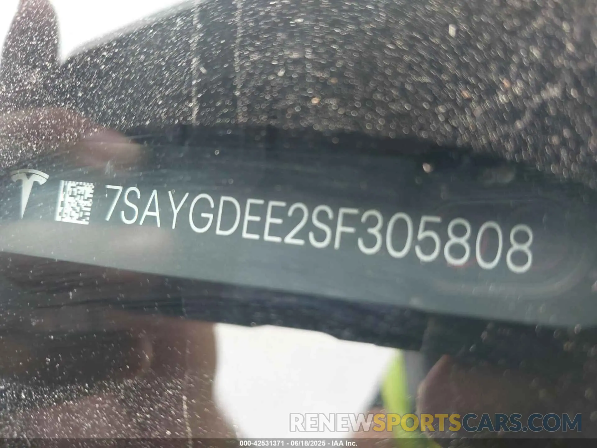 9 Photograph of a damaged car 7SAYGDEE2SF305808 TESLA MODEL Y 2025
