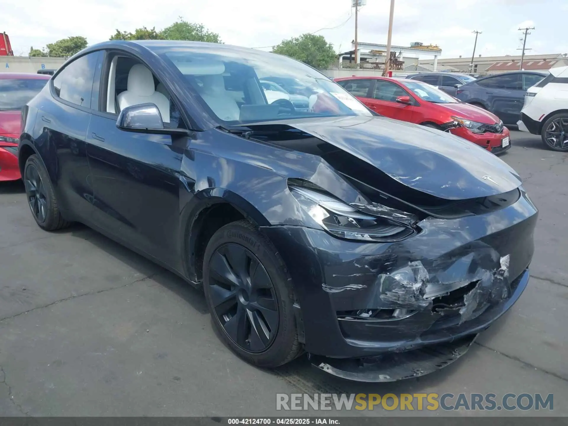 1 Photograph of a damaged car 7SAYGDEE3SF241486 TESLA MODEL Y 2025