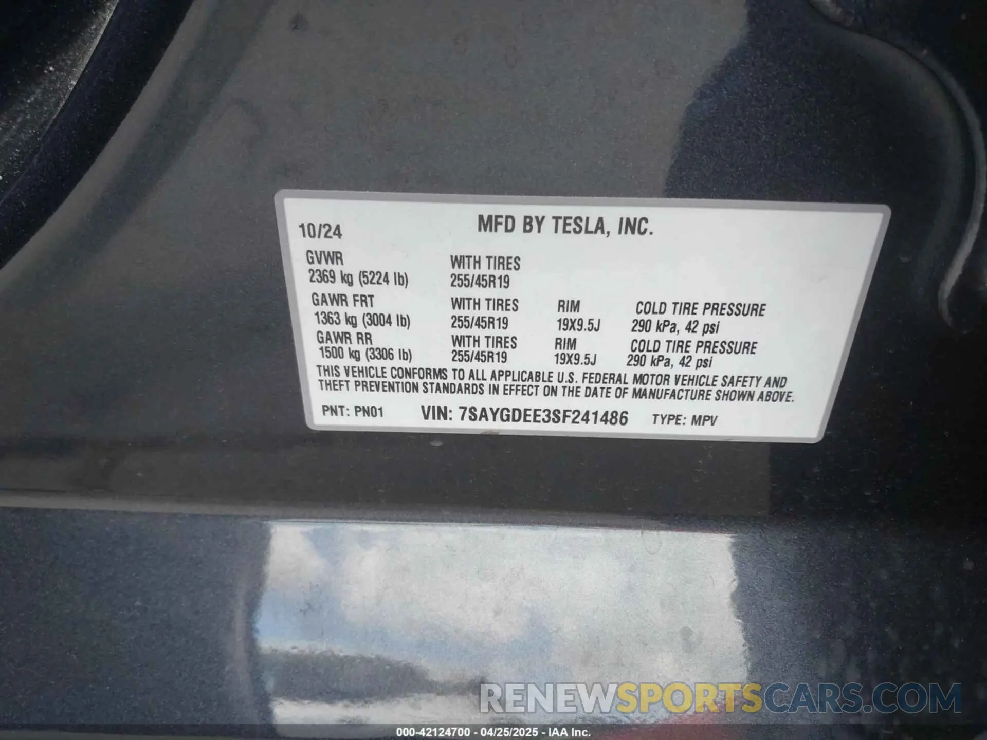9 Photograph of a damaged car 7SAYGDEE3SF241486 TESLA MODEL Y 2025