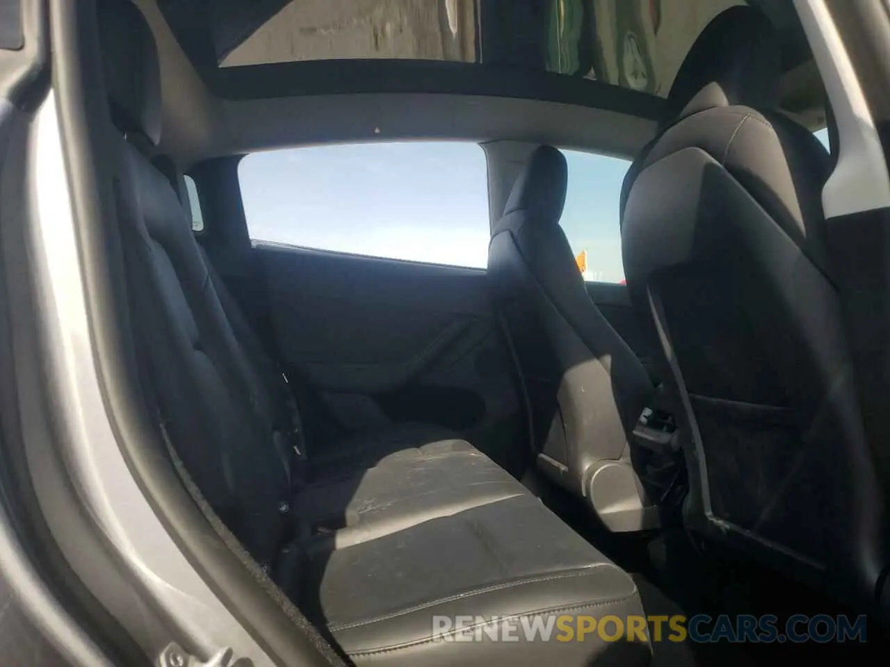 11 Фотография поврежденного автомобиля 7SAYGDEE4SA351797 TESLA MODEL Y 2025