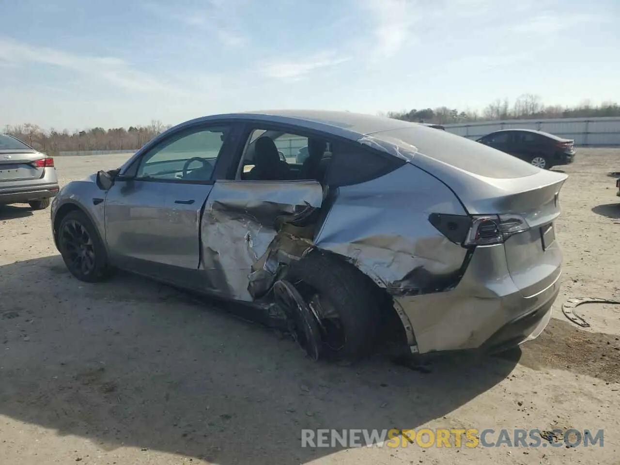 2 Фотография поврежденного автомобиля 7SAYGDEE4SA351797 TESLA MODEL Y 2025