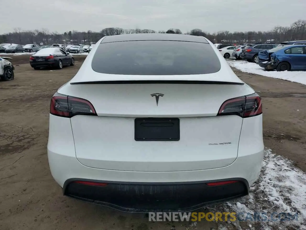 6 Photograph of a damaged car 7SAYGDEE4SA357731 TESLA MODEL Y 2025