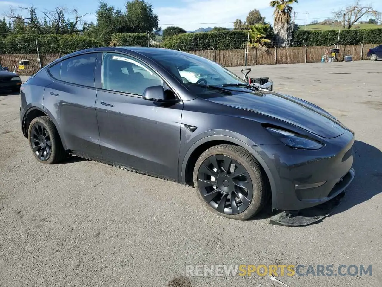 4 Фотография поврежденного автомобиля 7SAYGDEE4SF272942 TESLA MODEL Y 2025