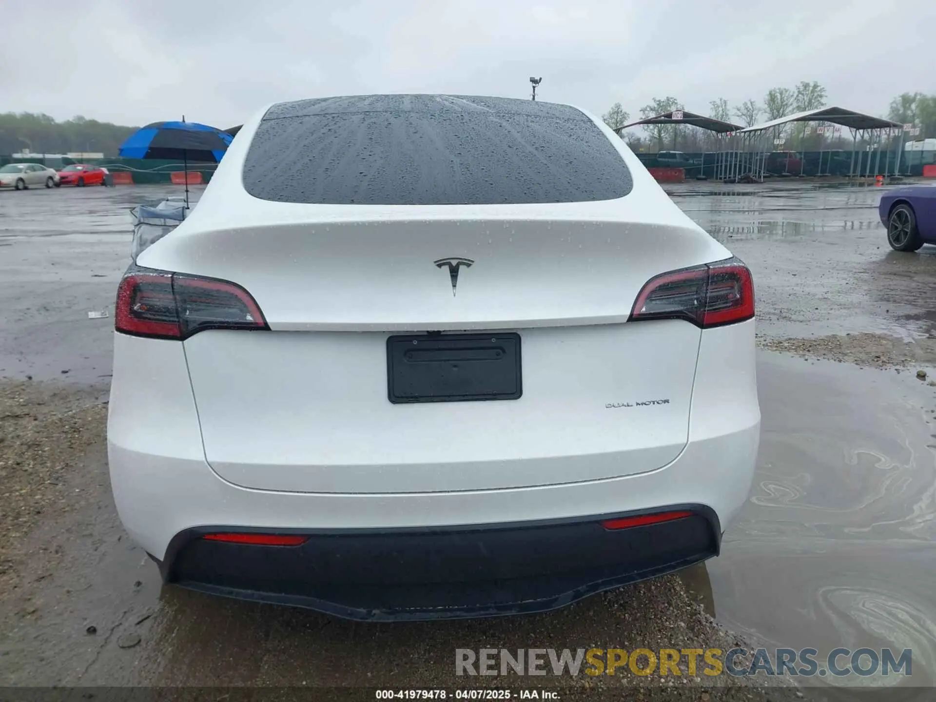 16 Фотография поврежденного автомобиля 7SAYGDEE5SA355888 TESLA MODEL Y 2025