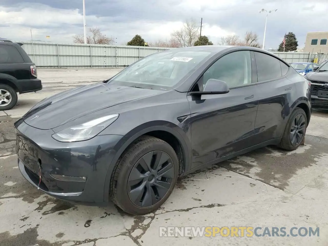 1 Photograph of a damaged car 7SAYGDEE5SF236418 TESLA MODEL Y 2025
