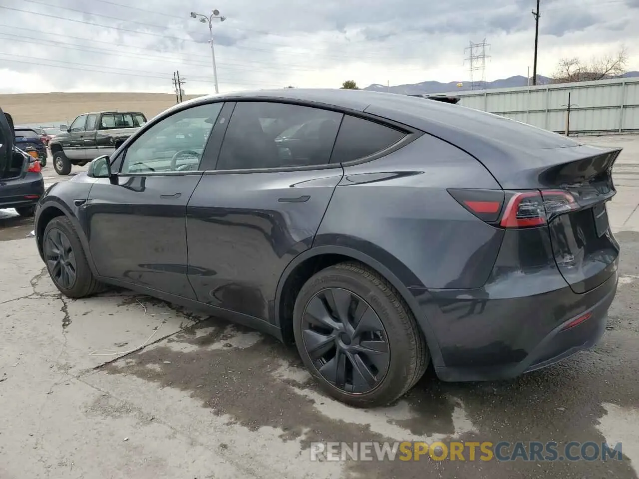 2 Photograph of a damaged car 7SAYGDEE5SF236418 TESLA MODEL Y 2025