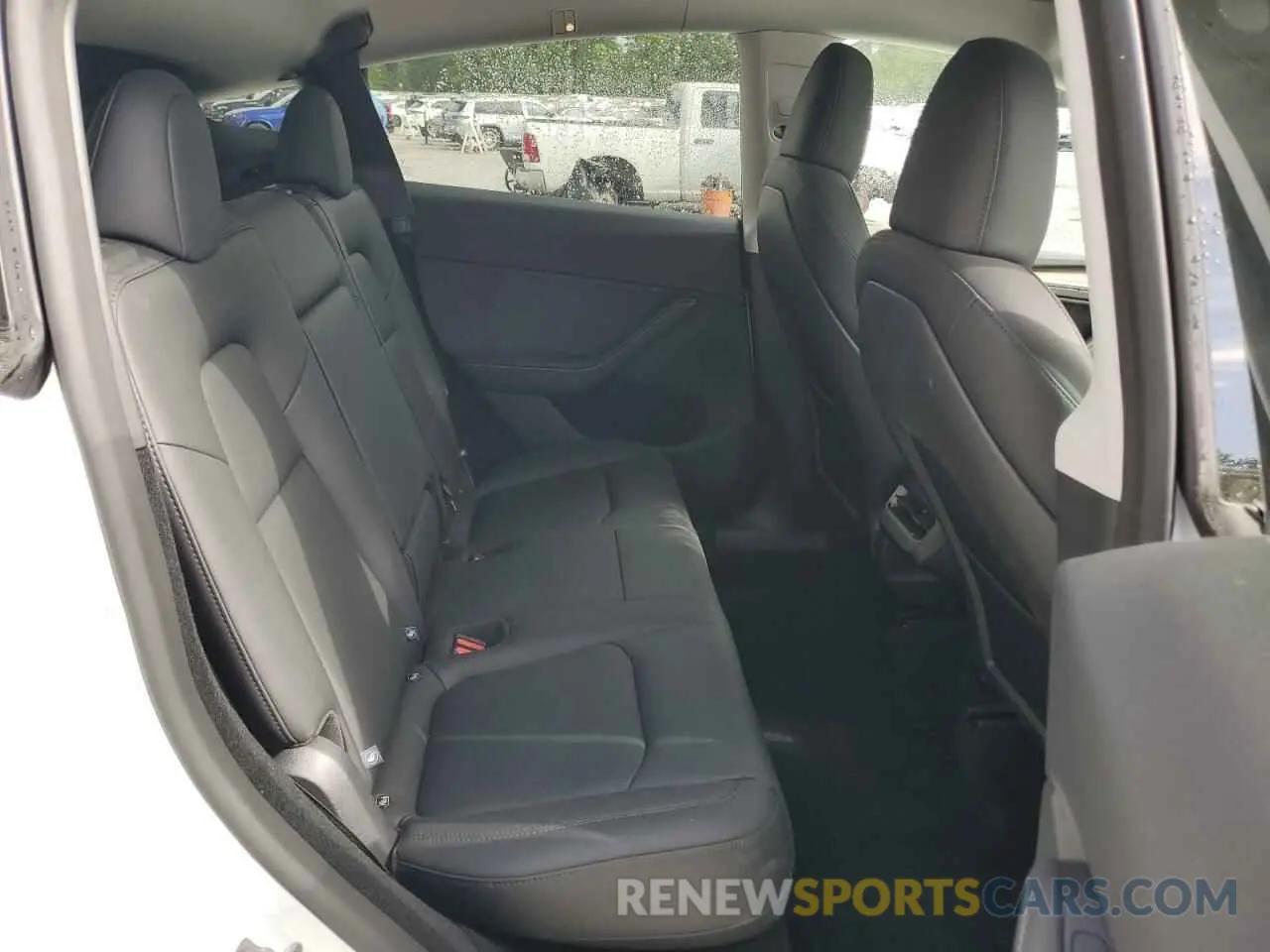 10 Photograph of a damaged car 7SAYGDEE6SA340655 TESLA MODEL Y 2025