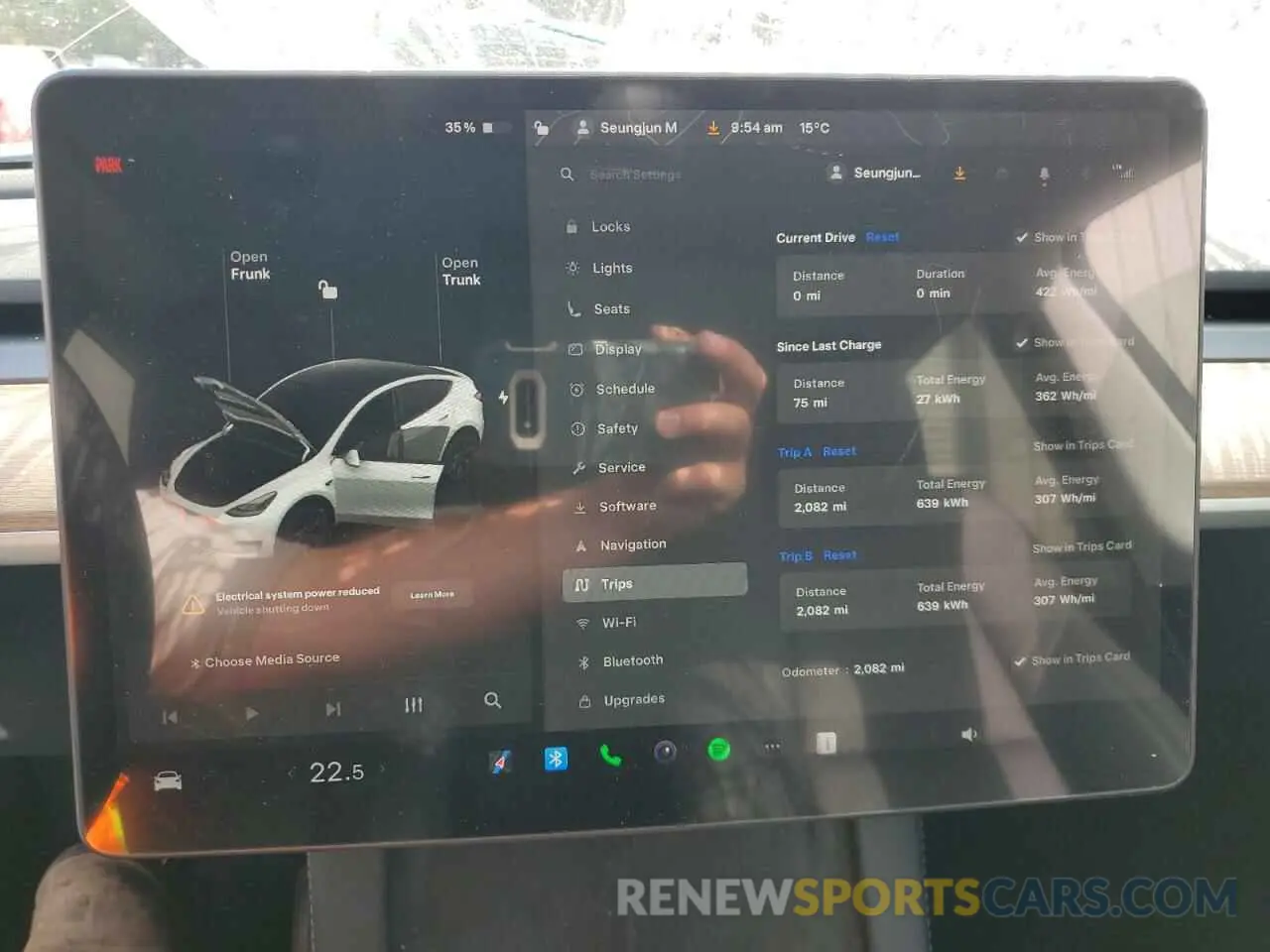 9 Photograph of a damaged car 7SAYGDEE6SA340655 TESLA MODEL Y 2025