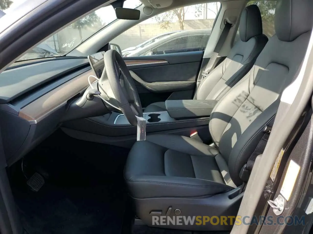 7 Photograph of a damaged car 7SAYGDEE6SF238937 TESLA MODEL Y 2025