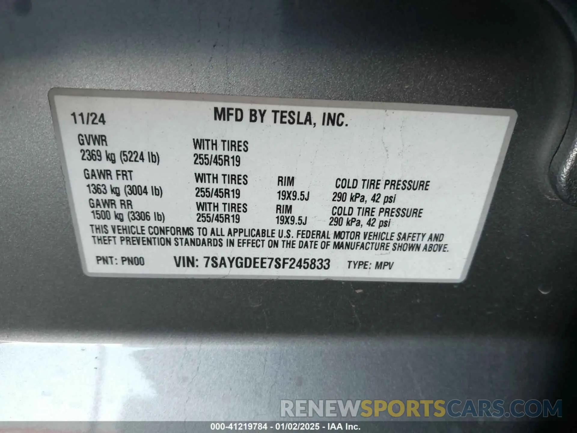 9 Photograph of a damaged car 7SAYGDEE7SF245833 TESLA MODEL Y 2025