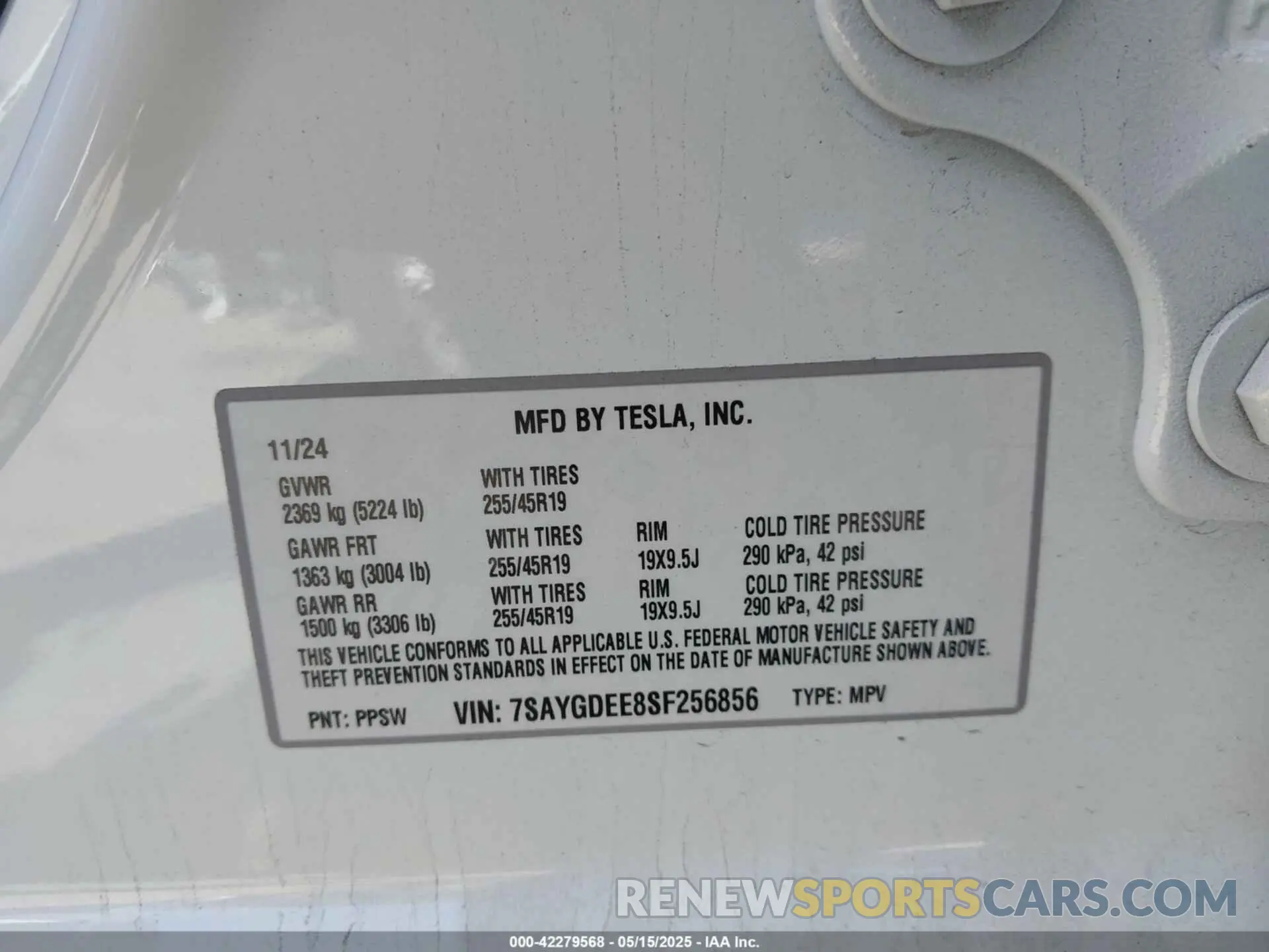 9 Photograph of a damaged car 7SAYGDEE8SF256856 TESLA MODEL Y 2025