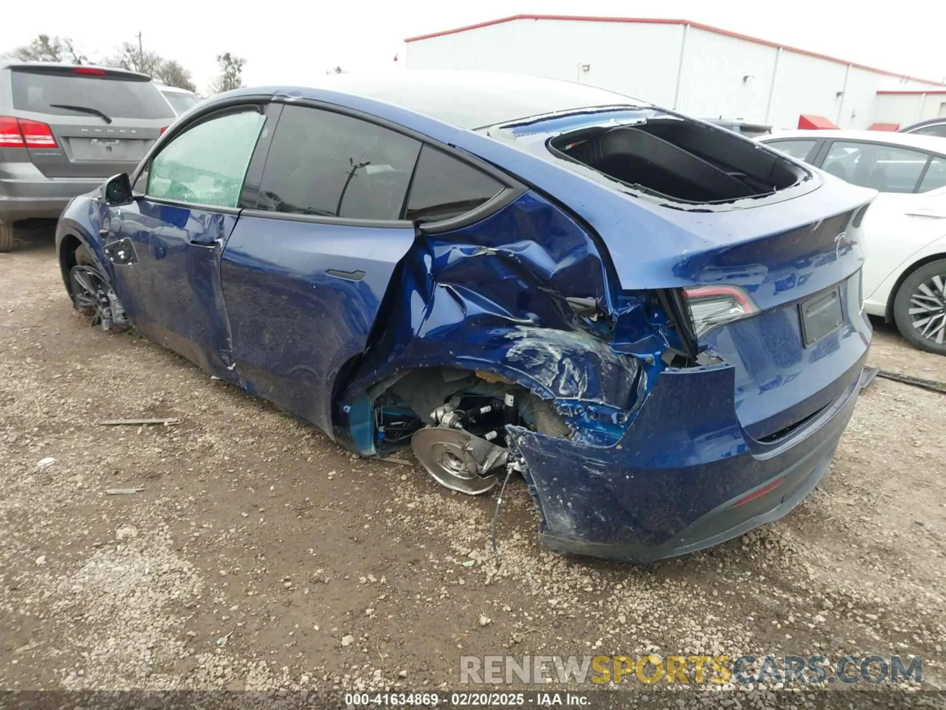 3 Фотография поврежденного автомобиля 7SAYGDEE9SA348975 TESLA MODEL Y 2025