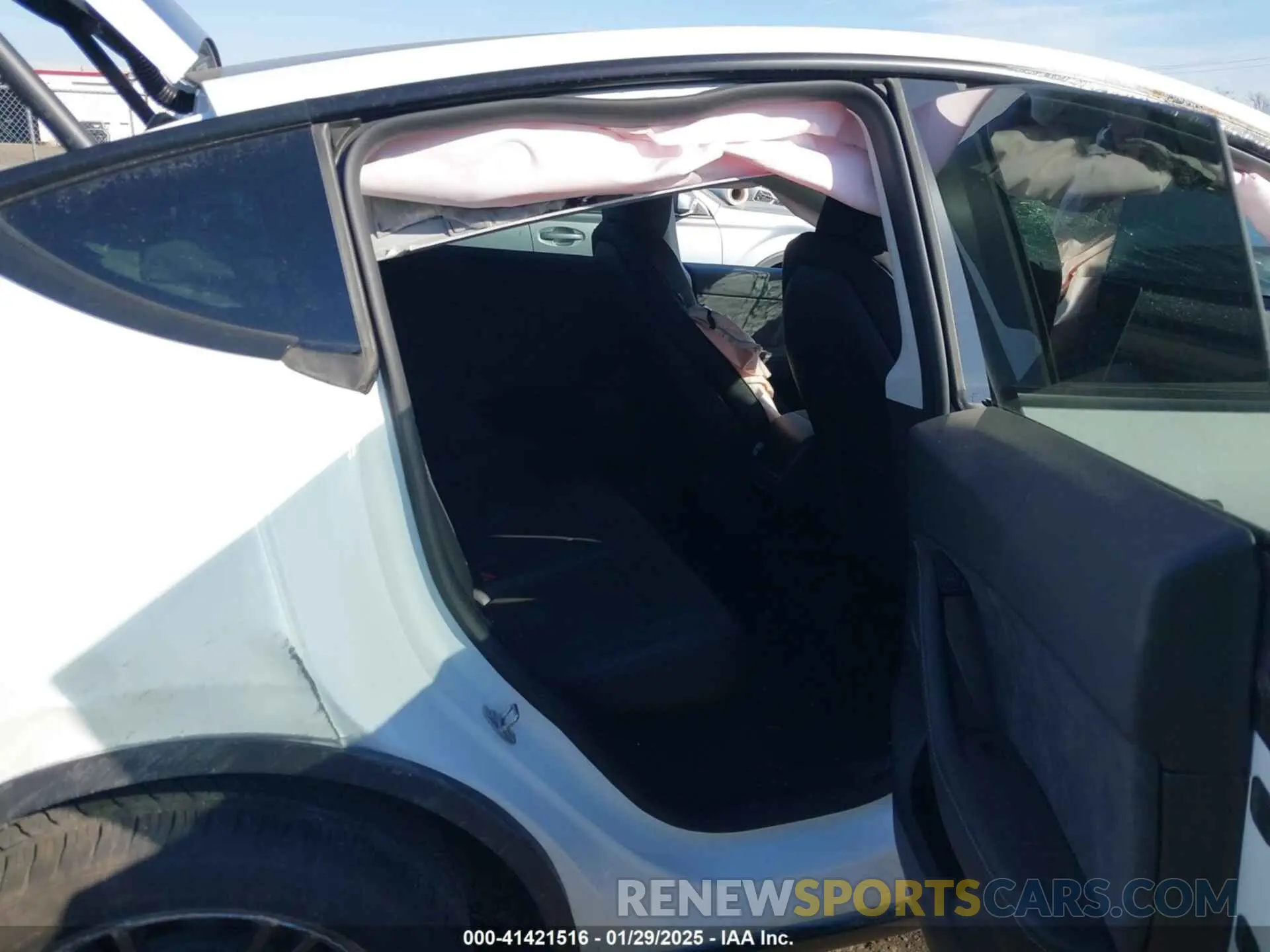8 Фотография поврежденного автомобиля 7SAYGDEE9SF248135 TESLA MODEL Y 2025