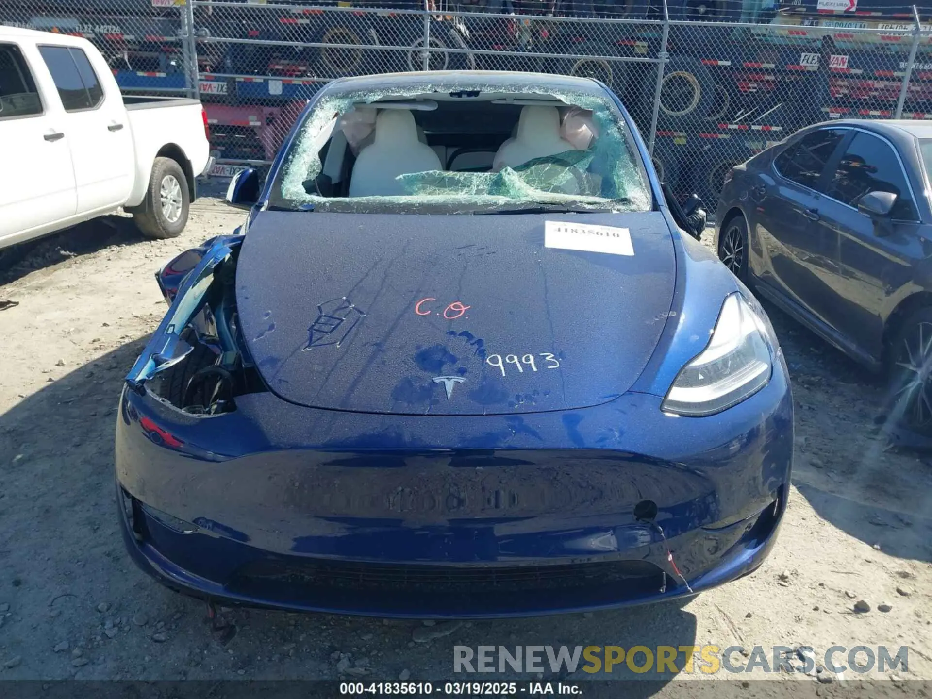 12 Photograph of a damaged car 7SAYGDEEXSA346006 TESLA MODEL Y 2025