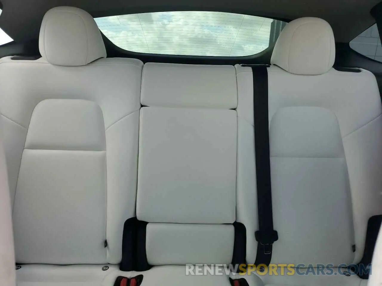 10 Photograph of a damaged car 7SAYGDEF1SA341723 TESLA MODEL Y 2025