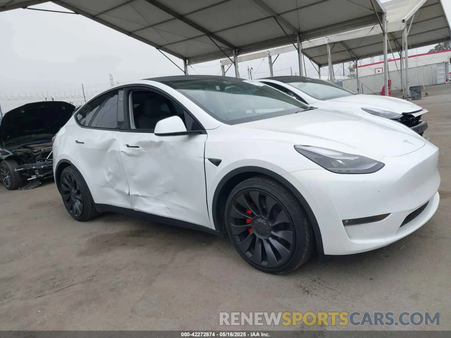 13 Photograph of a damaged car 7SAYGDEF3SF245577 TESLA MODEL Y 2025
