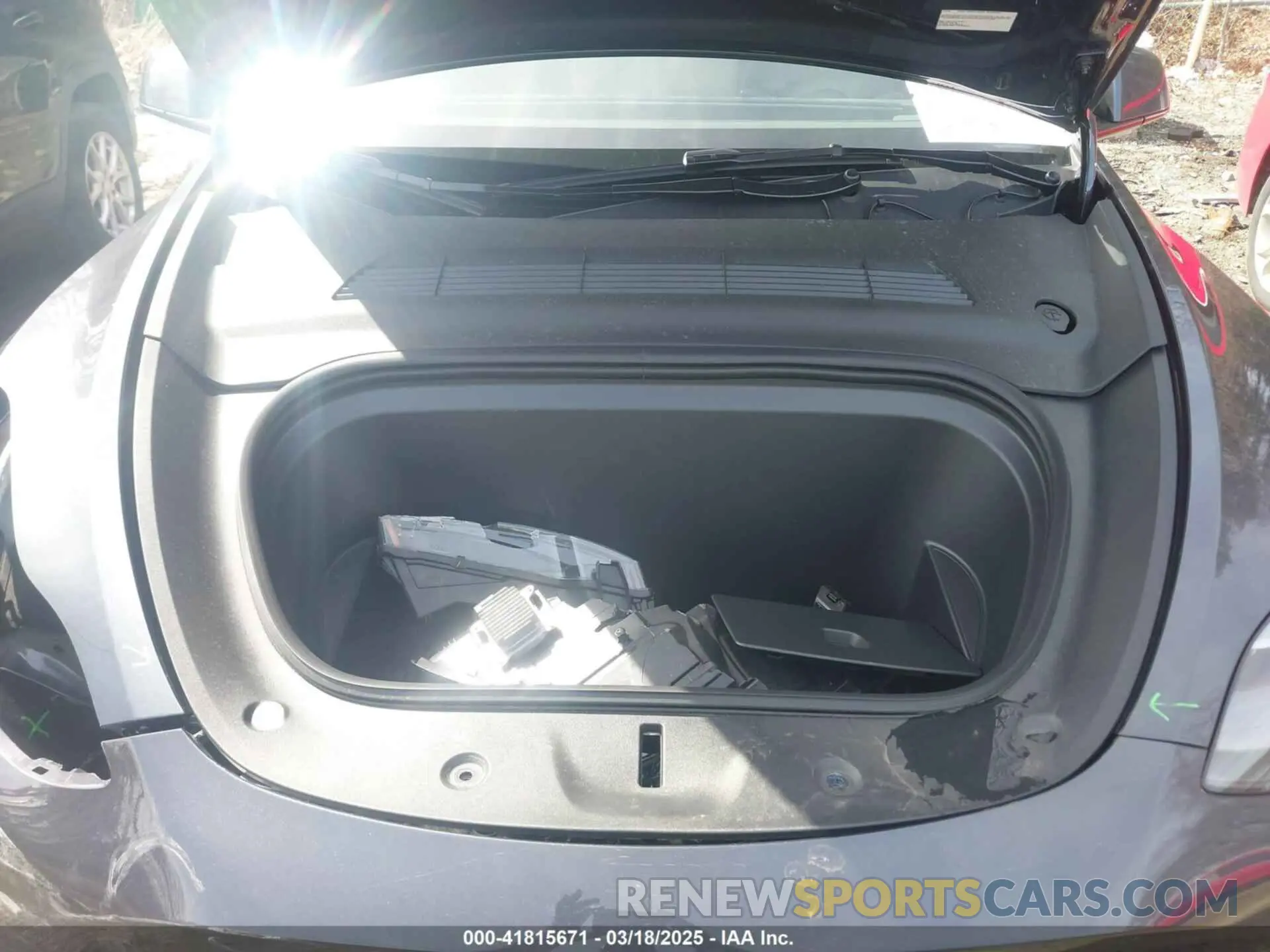 10 Фотография поврежденного автомобиля 7SAYGDEF4SA344146 TESLA MODEL Y 2025