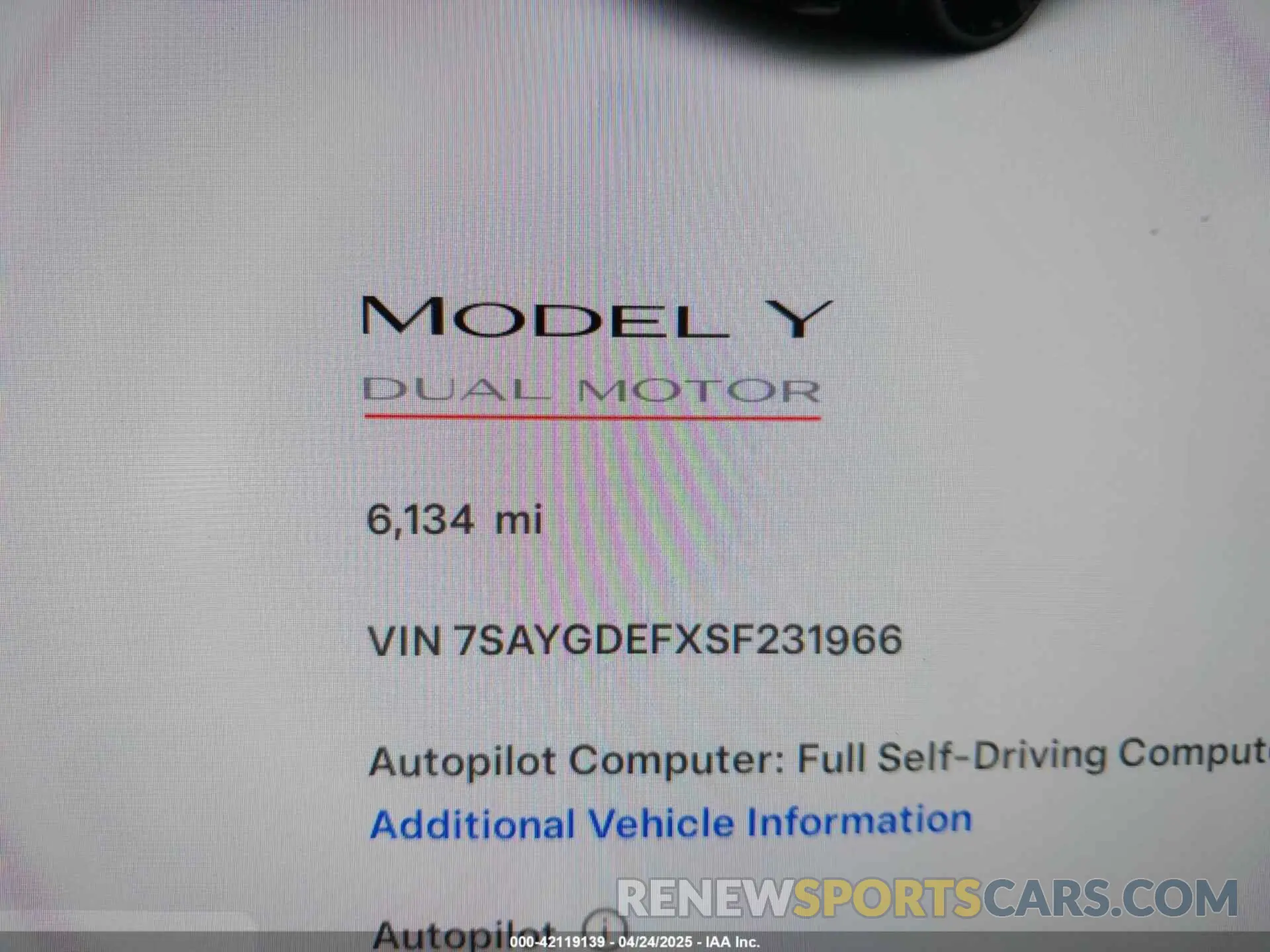 16 Photograph of a damaged car 7SAYGDEFXSF231966 TESLA MODEL Y 2025