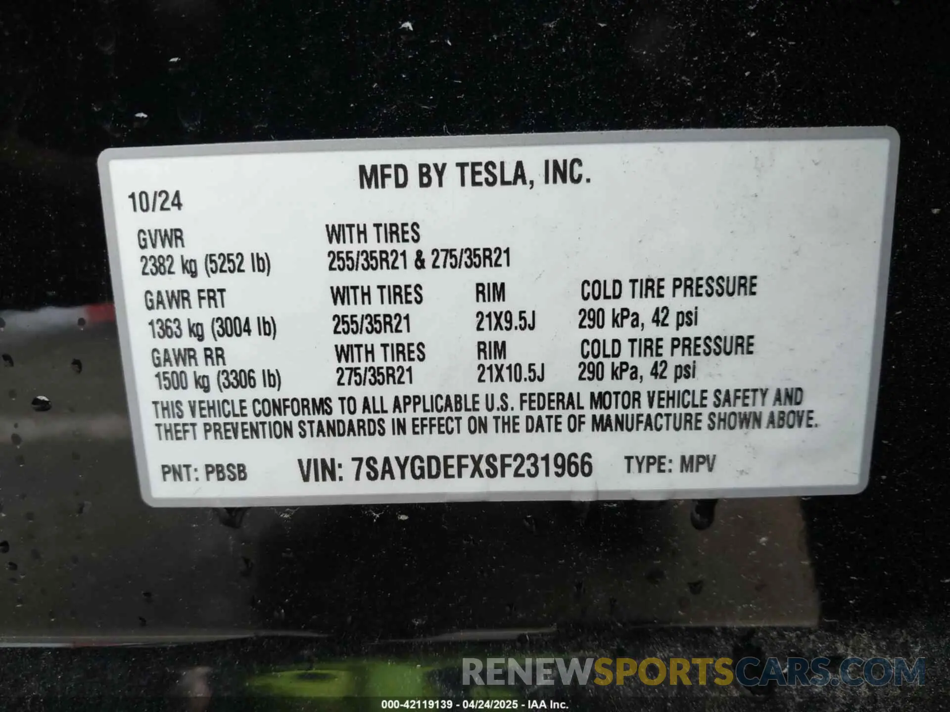 9 Photograph of a damaged car 7SAYGDEFXSF231966 TESLA MODEL Y 2025