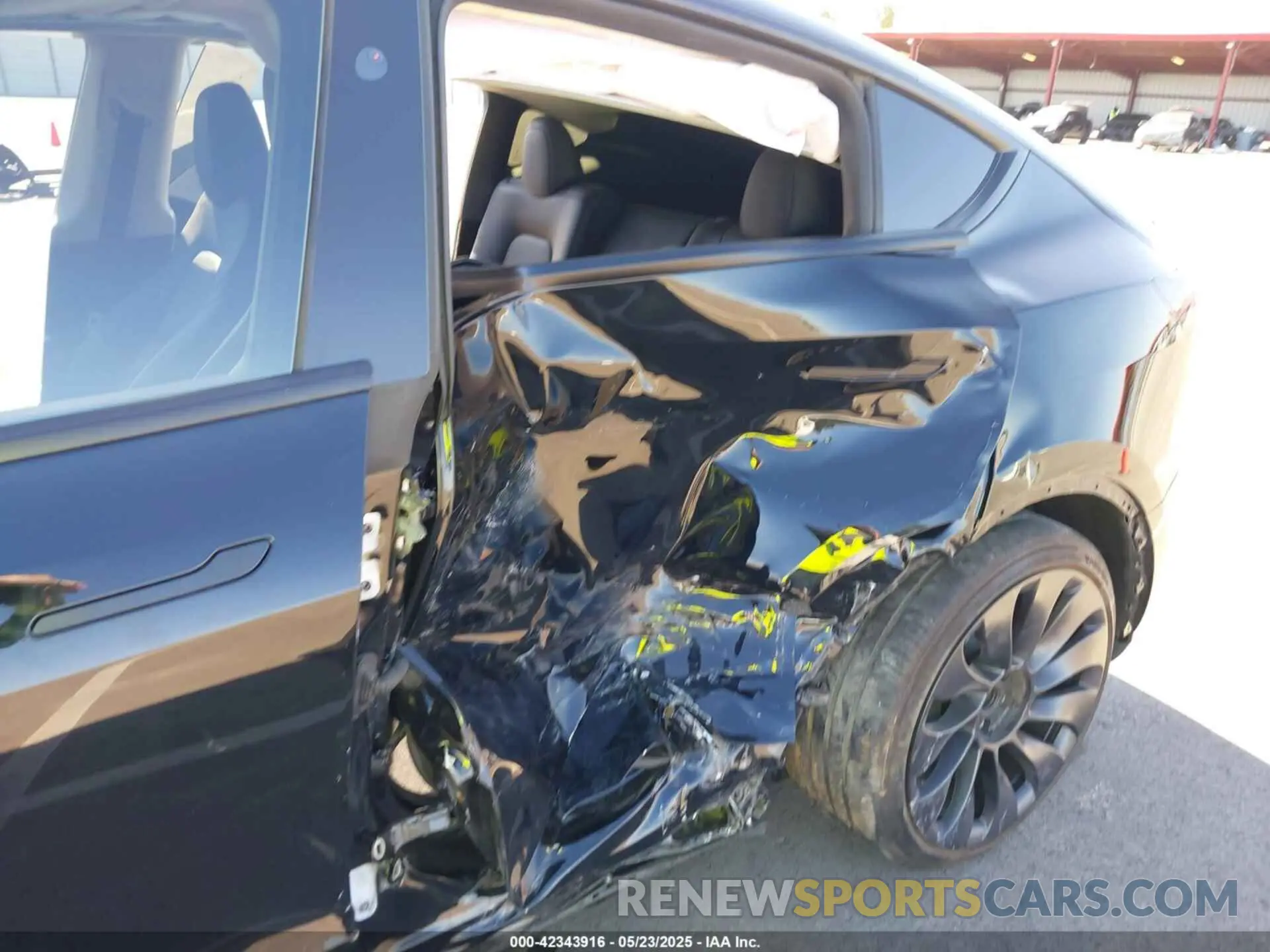 6 Фотография поврежденного автомобиля 7SAYGDEFXSF261145 TESLA MODEL Y 2025