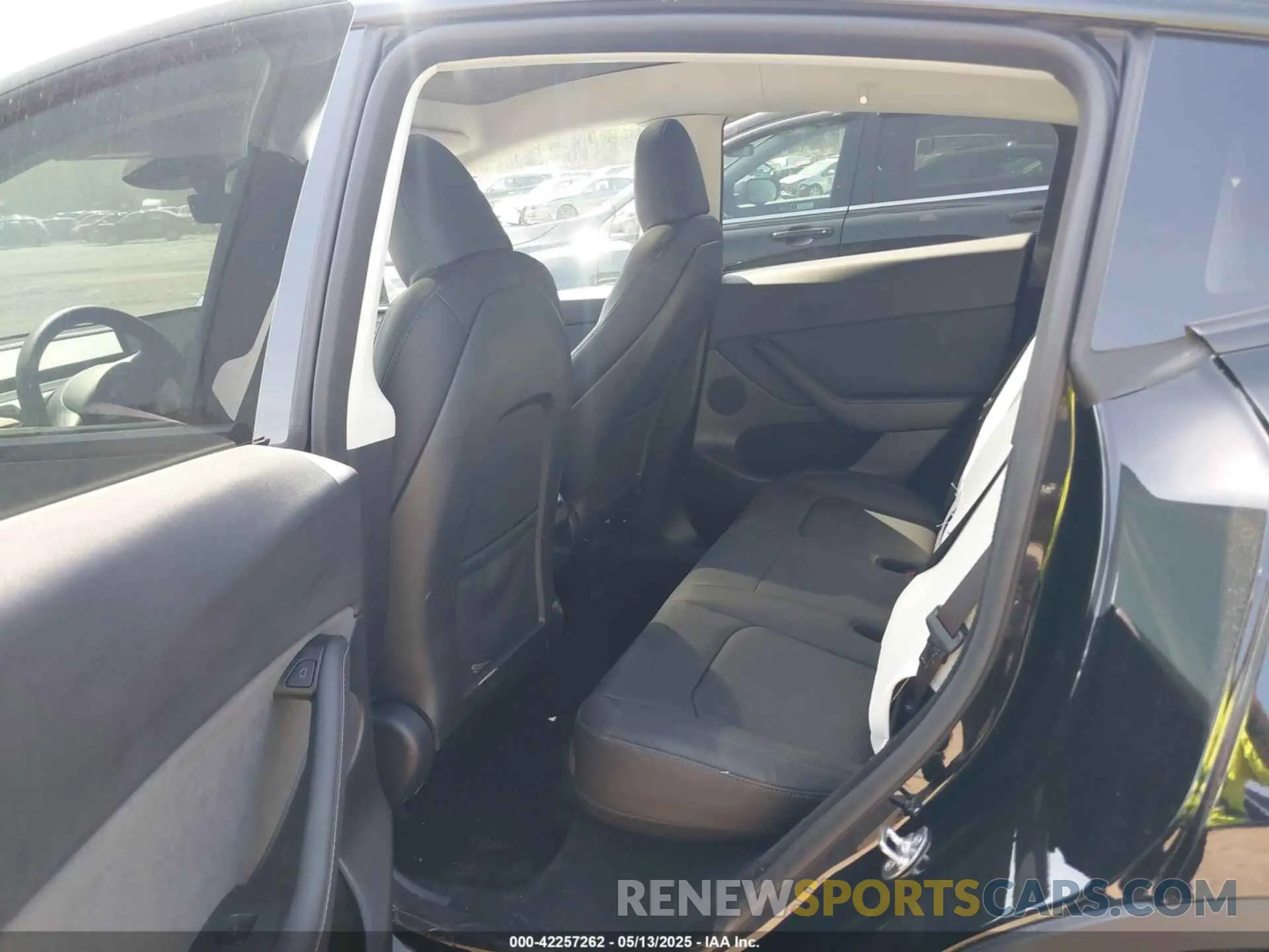 8 Фотография поврежденного автомобиля 7SAYGDEFXSF309548 TESLA MODEL Y 2025