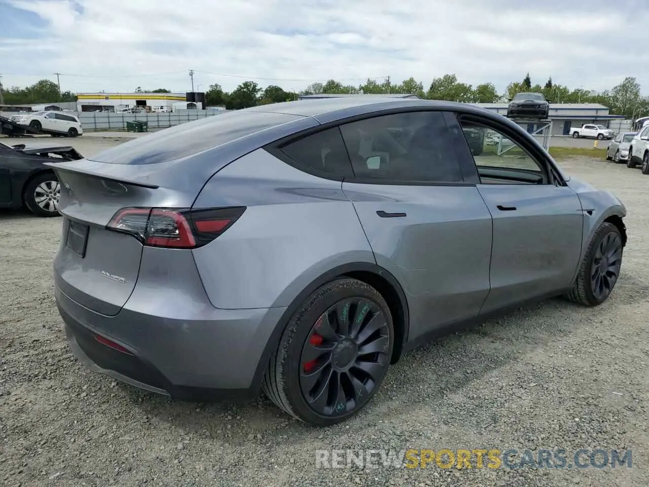 3 Photograph of a damaged car 7SAYGDEFXSF310070 TESLA MODEL Y 2025