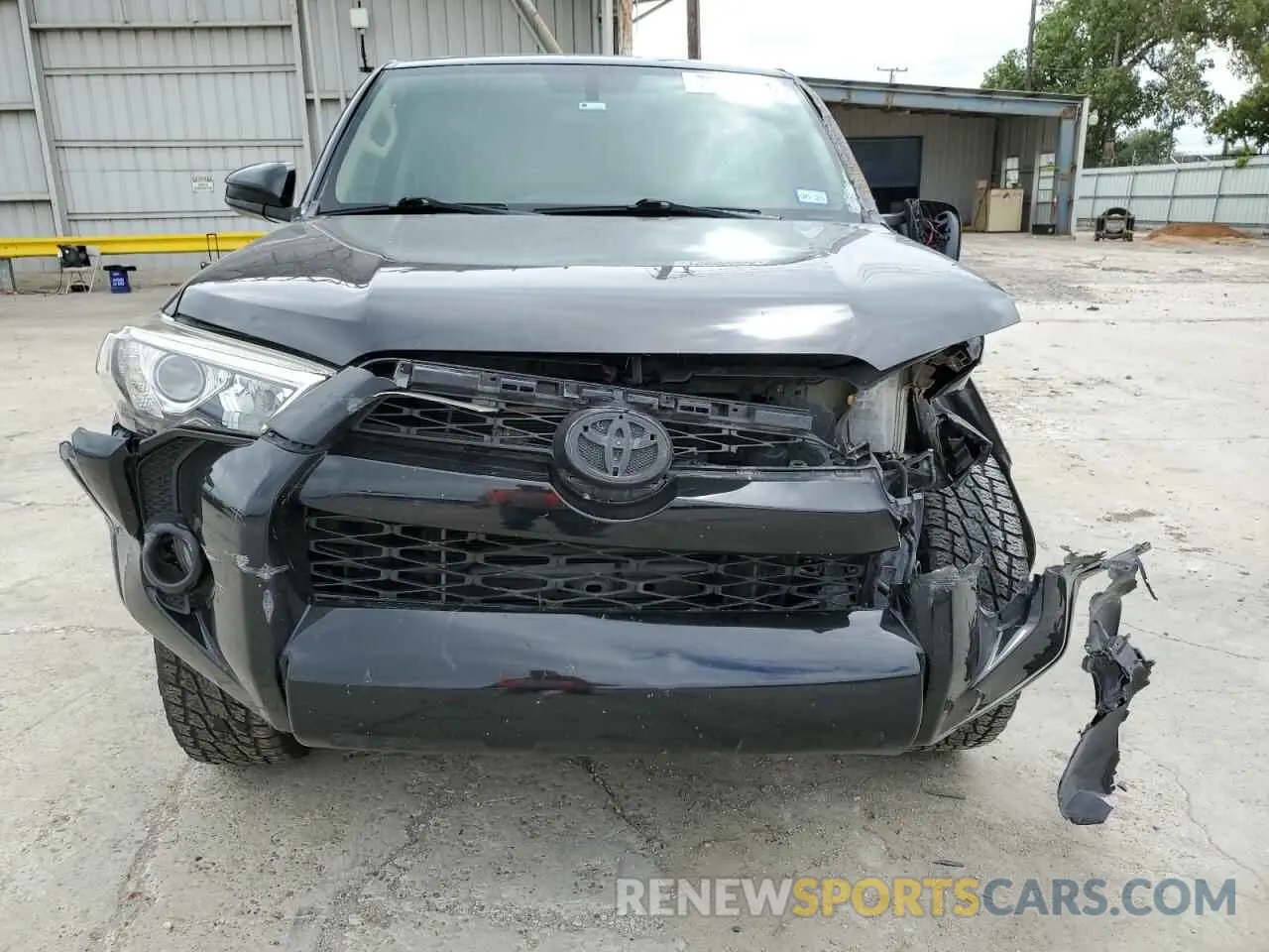 5 Photograph of a damaged car JTEBU5JR0K5659592 TOYOTA 4RUNNER 2019