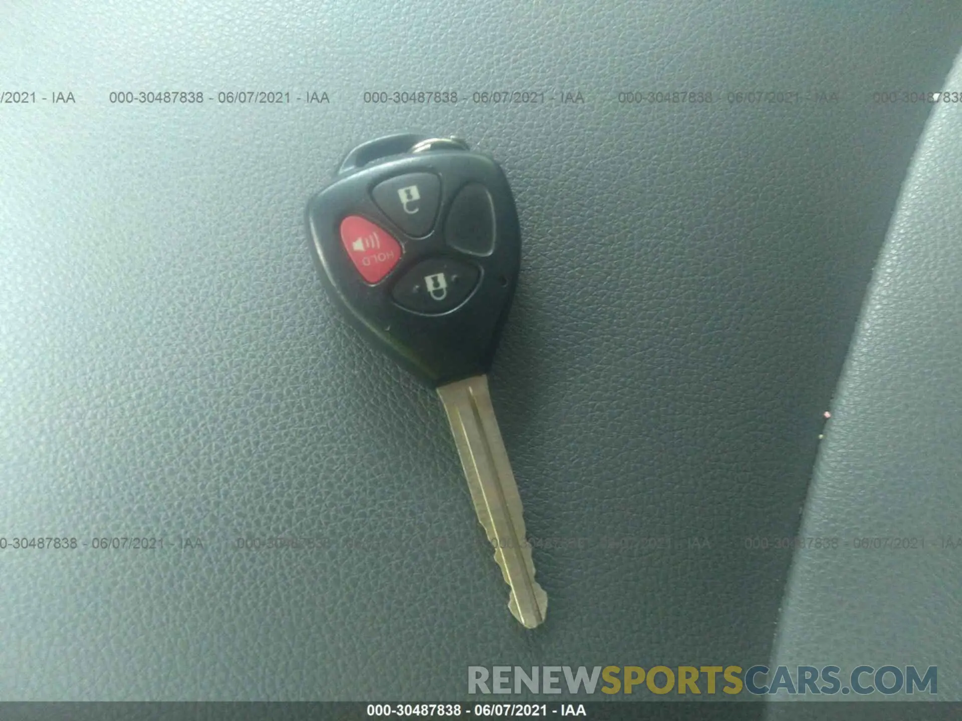 11 Photograph of a damaged car JTEBU5JR0K5674139 TOYOTA 4RUNNER 2019