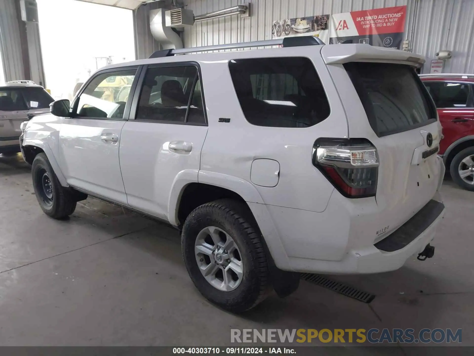 3 Photograph of a damaged car JTEBU5JR0K5721542 TOYOTA 4RUNNER 2019