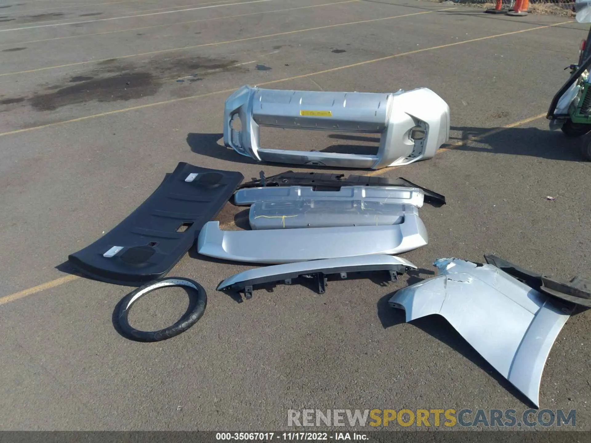 12 Photograph of a damaged car JTEBU5JR0K5722920 TOYOTA 4RUNNER 2019