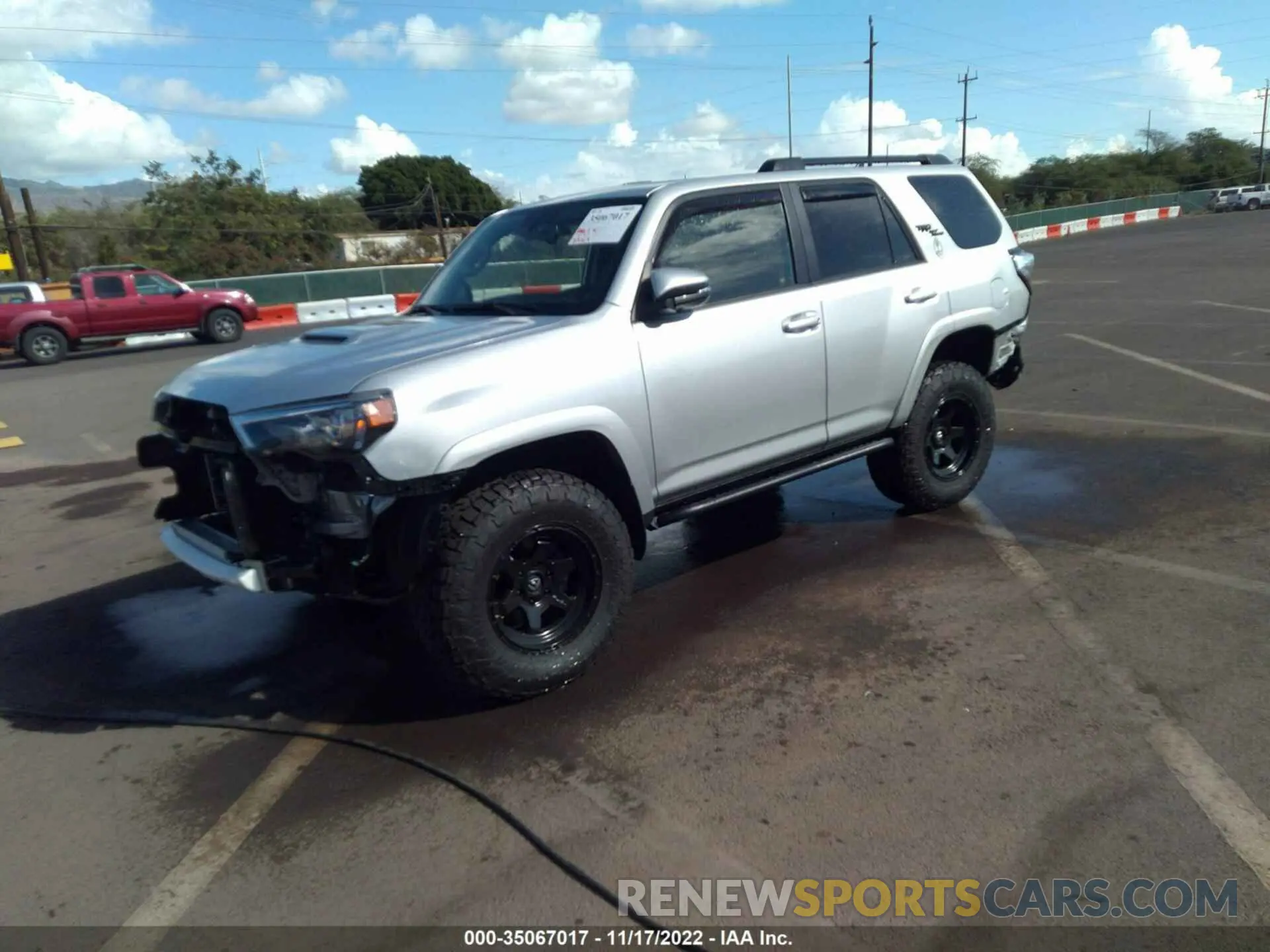 2 Photograph of a damaged car JTEBU5JR0K5722920 TOYOTA 4RUNNER 2019
