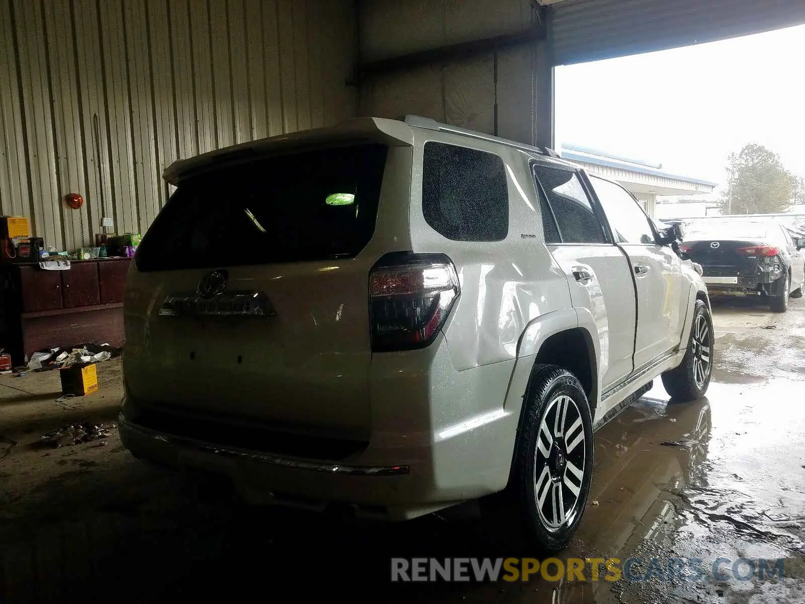 4 Photograph of a damaged car JTEBU5JR1K5687160 TOYOTA 4RUNNER 2019