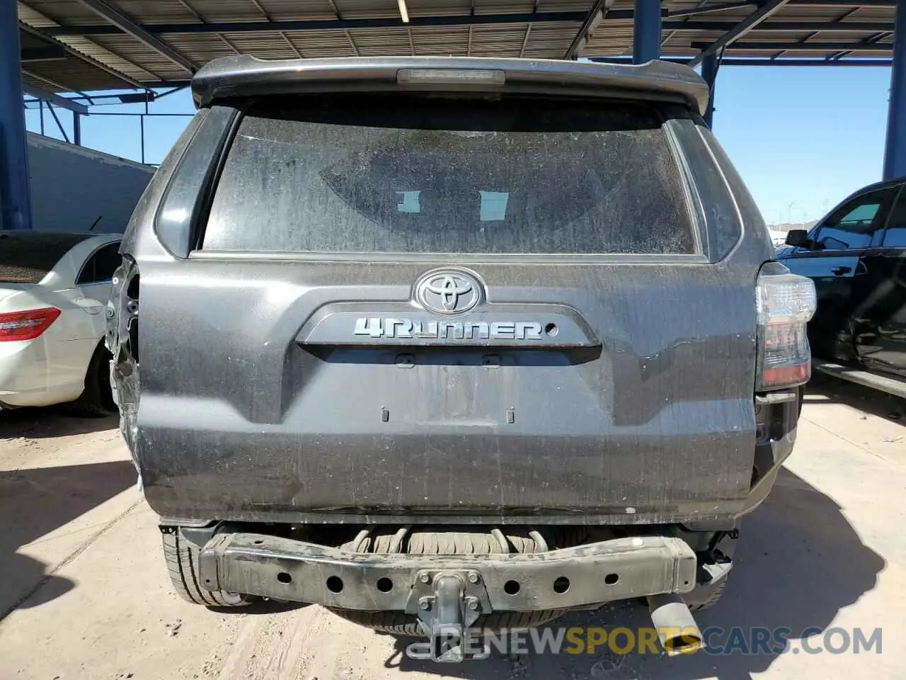 6 Photograph of a damaged car JTEBU5JR1K5690012 TOYOTA 4RUNNER 2019