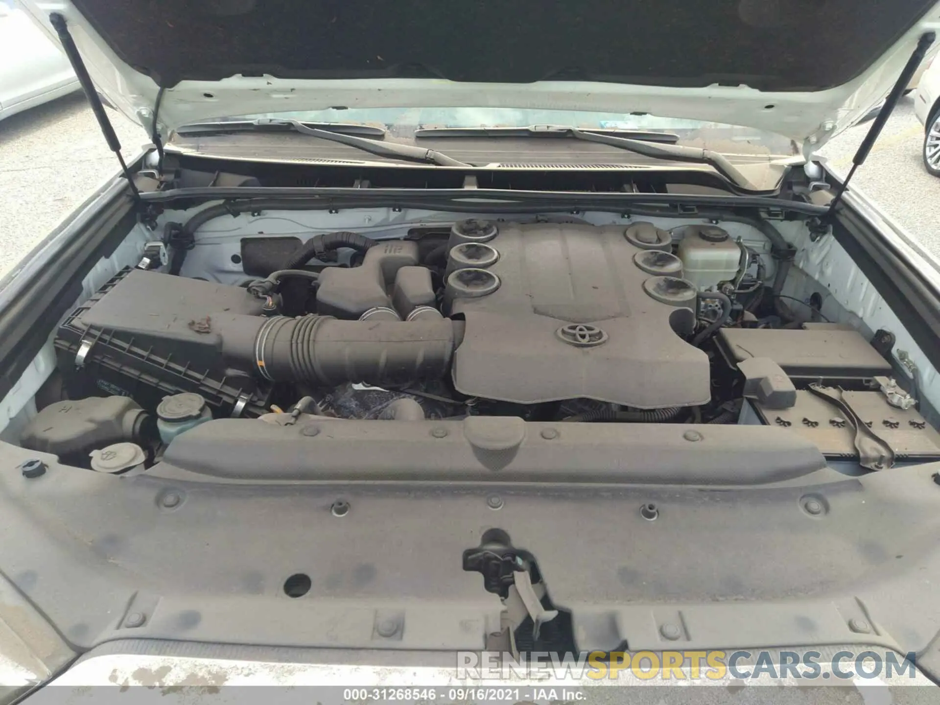 10 Photograph of a damaged car JTEBU5JR1K5691709 TOYOTA 4RUNNER 2019